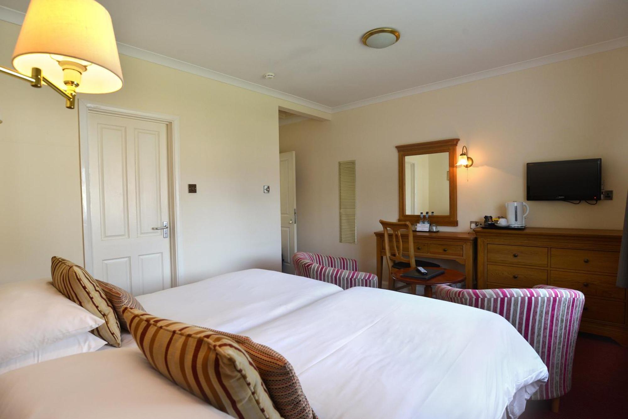 The Brickwall Hotel Sedlescombe Екстериор снимка