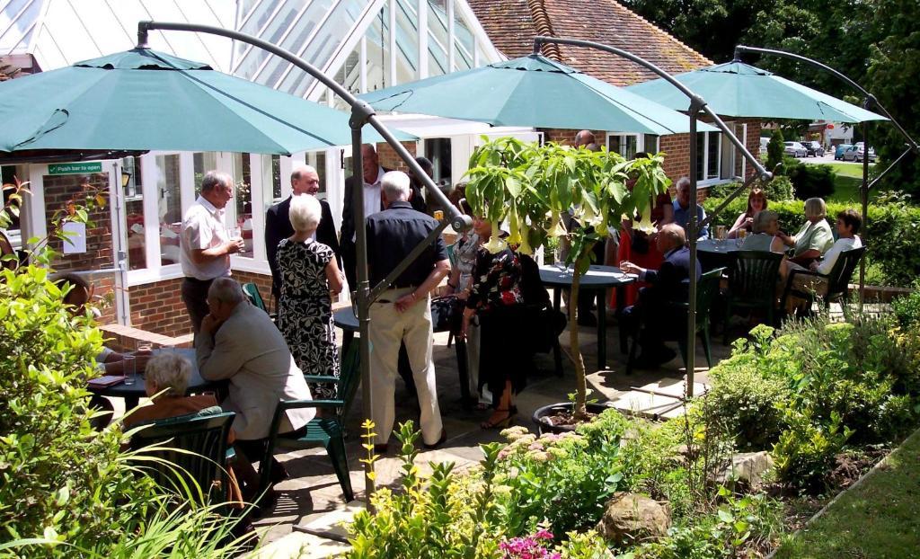 The Brickwall Hotel Sedlescombe Екстериор снимка