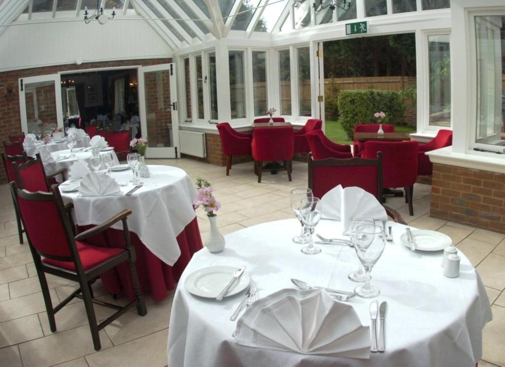 The Brickwall Hotel Sedlescombe Екстериор снимка