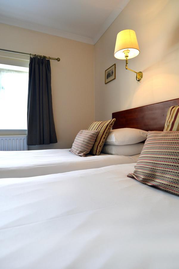 The Brickwall Hotel Sedlescombe Екстериор снимка
